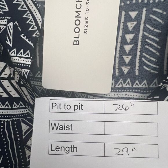 Bloomchic Geometric Print Top Navy - Picture 6 of 6